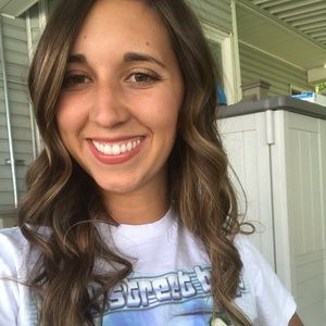 Meet your Posher, Jessica